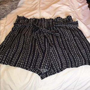 Elastic waistband shorts from Shop Priceless